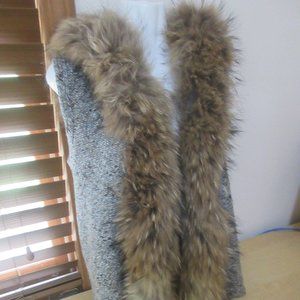 MATUCCI Italy Cashmere Vest with Fur Trim & Hood Size 40